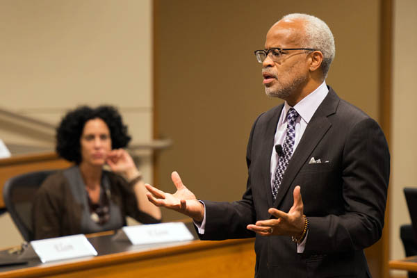 Harry Elam discussed the success of changes to the freshman curriculum at the Faculty Senate meeting. (LINDA A. CICERO/Stanford News Service)