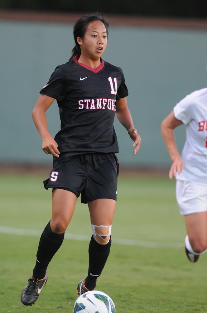 Senior Rachel Quon is a three-time All-Pac-12 honoree and a captain for the No. 1 Cardinal (SIMON WARBY/The Stanford Daily).