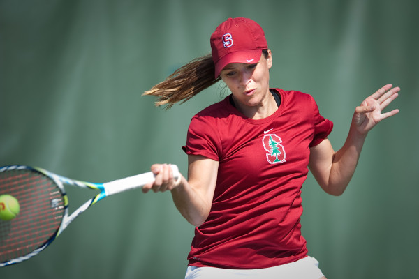 Reigning NCAA singles and doubles champion Nicole Gibbs won all three of her matches this weekend, battling back on Sunday after losing her first set against No. 28 Aeriel Ellis of Texas. The Cardinal junior would win 2-6, 6-4, 1-0 (10-1) on a weekend that saw Stanford win every single match it played. (DON FERIA/isiphotos.com) 