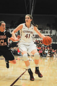 Junior Bonnie Samuelson made a career-high five 3-pointers against Arizona. (ZETONG LI/The Stanford Daily)