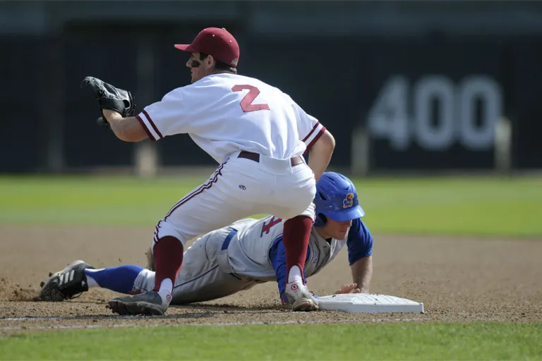 (SAM GIRVIN/The Stanford Daily)