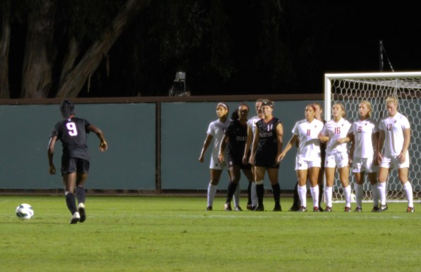 Senior forward Chioma Ubogagu (left)