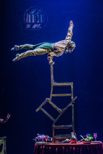 Andrii Bondarenko in "Kurios."