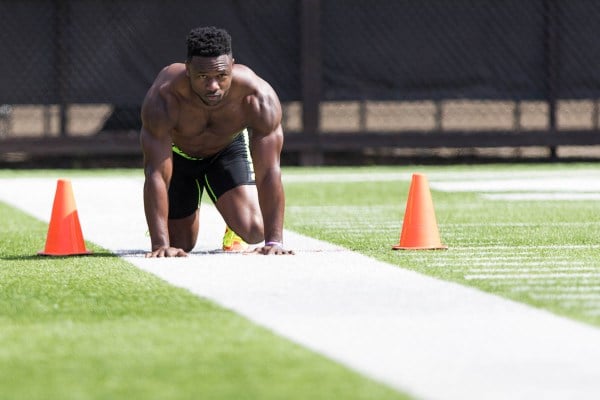 Wide receiver Ty Montgomery (above), making a more rested appearance than he did at the NFL Combine last month, improved his 40 time to an unofficial 4.38. (TRI NGUYEN/The Stanford Daily)