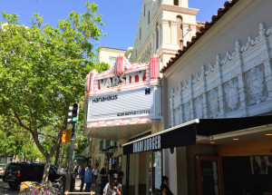 HanaHaus' Main Entrance on University Avenue Jason Lopata/The Stanford Daily