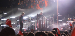 DJ Hudson Mohawke and his crew. (Avi Bagla/THE STANFORD DAILY)