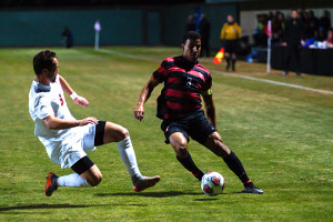 Brandon Vincent (right) anchored a staunch backline that only let in 0.62 goals per game over the season. He will be participating in the USMNT's January training camp, which starts on Monday. (LARRY GE/The Stanford Daily)