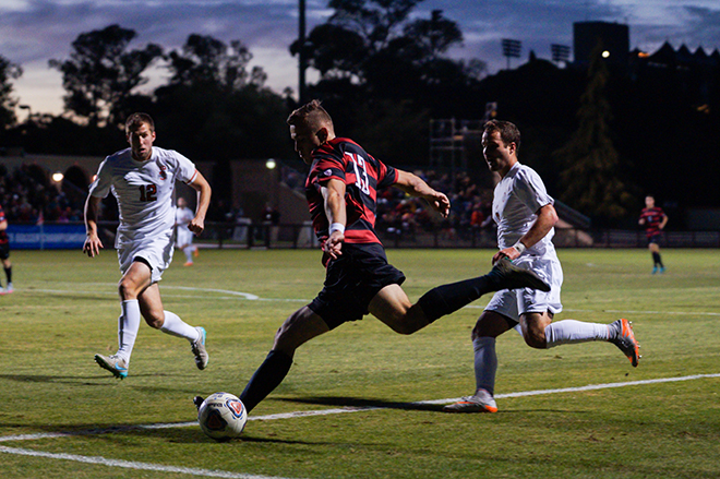 Jordan Morris (center) won the 2015 MAC Hermann Trophy, given to the collegiate soccer's best player. He is the first male player from Stanford to win the award. (LARRY GE/The Stanford Daily)