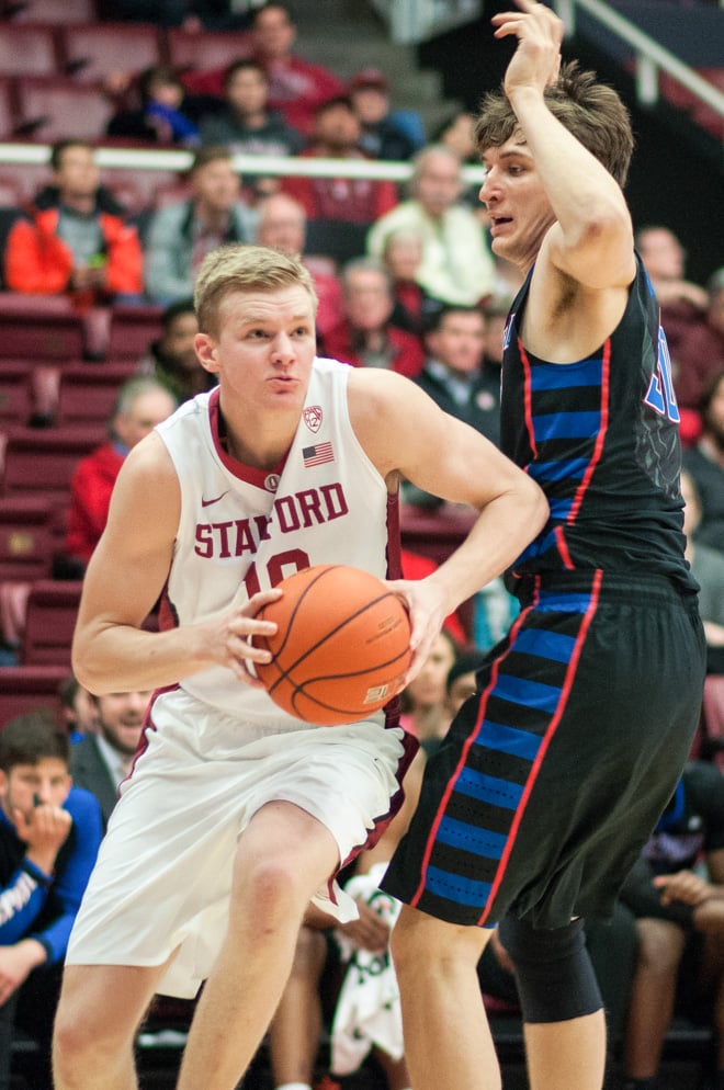 Forward Michael Humphrey (left) notched  18 points on 7-13 shooting, along with 5 rebounds in Monday's loss to the Ducks. It was the sophomore's third-highest point total of his career (RAHIM ULLAH/ The Stanford Daily).