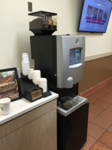 Manz Dining’s new coffee machine (Samantha Wong/The Stanford Daily) 