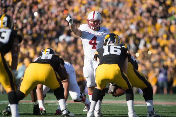 Sr. inside linebacker Blake Martinez (4) / Photo by Sam Girvin