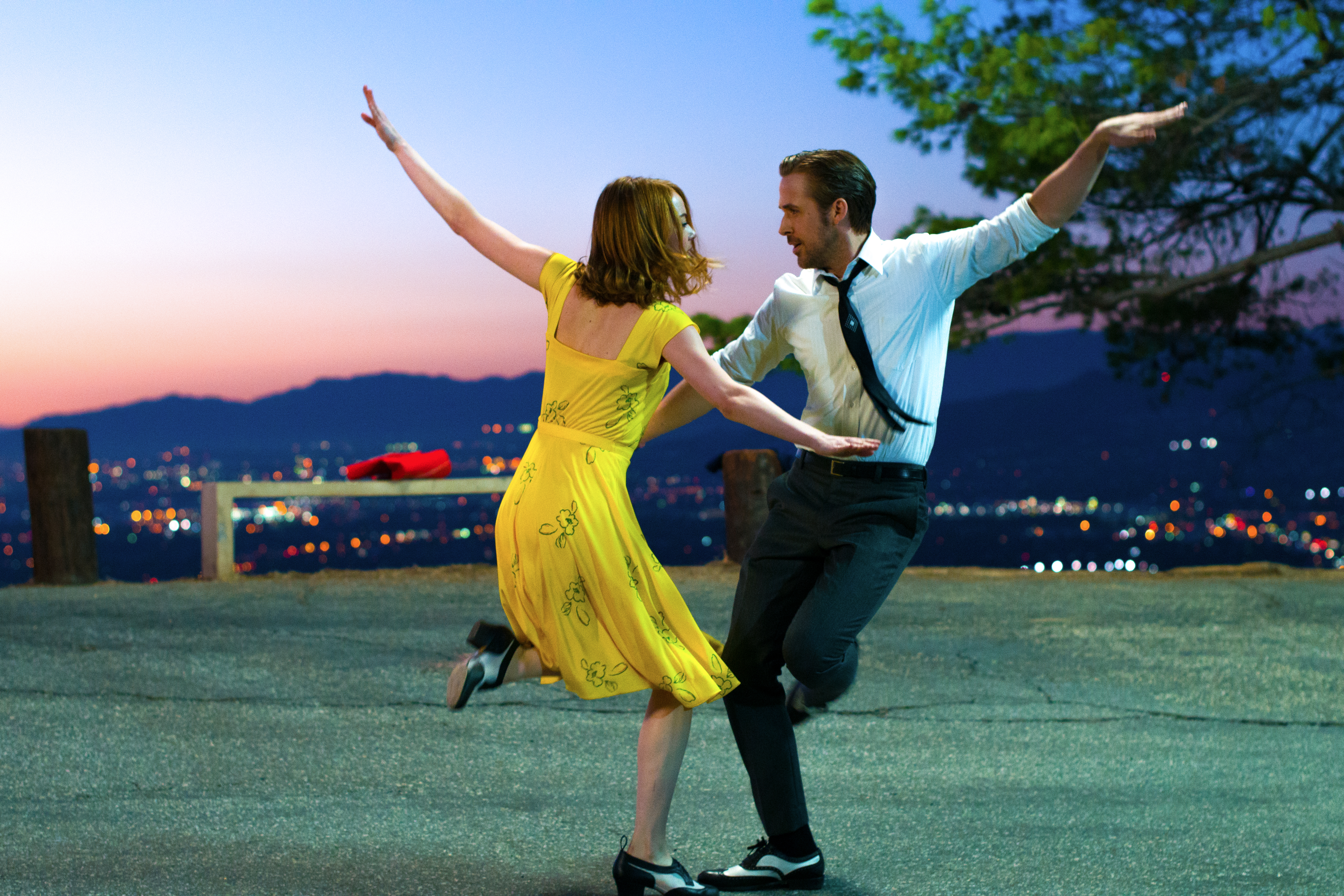 As Emma Stone and Ryan Gosling dance on "A Lovely Night," L.A. shines below Linus Sandgren's purple skies in "La La Land." (Photo: Dale Robinette, Lionsgate).