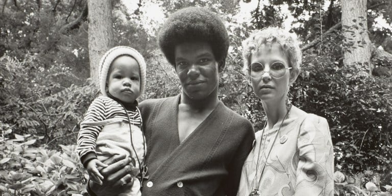 Elaine Mayes, "Couple with Child, Golden Gate Park, San Francisco," 1968. Gelatin silver print. Courtesy of Joseph Bellows Gallery. Courtesy of the Fine Arts Museums of San Francisco.