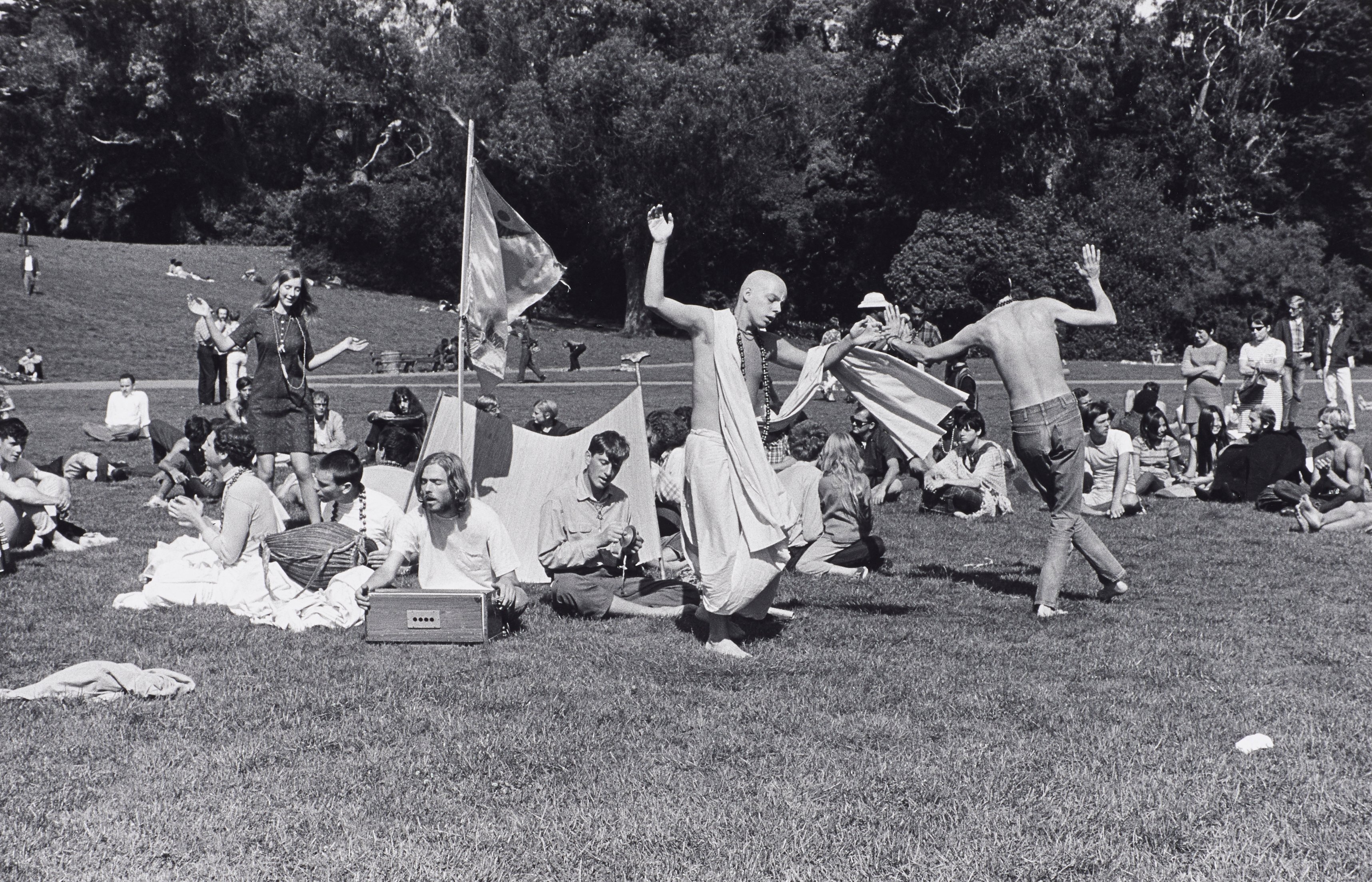 At the de Young: Danny Lyon's 'Message to the Future' and 'The Summer of Love'