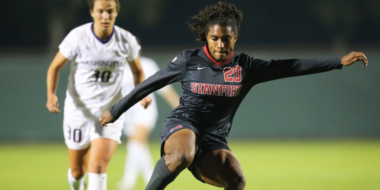 Freshman forward Catarina Macario has continued her stellar collegiate career with three goals and three assists over the weekend.(AL CHANG/isiphotos.com)