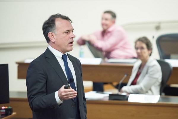 Robert Wallace, CEO of Stanford Management Company, discusses the University's investment practices. (Courtesy of L.A. Cicero)