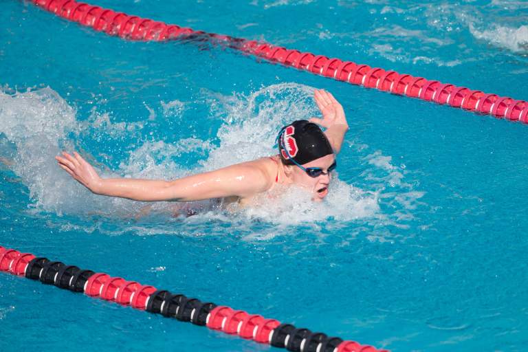 Senior Ella Eastin (above) was named the Pac-12 Women's Swimming and Diving Scholar Athlete of the Year on Thursday morning. Stanford leads the Pac-12 through two of four days of the Pac-12 Tournament. (CASEY VALENTINE/isiphotos.com)