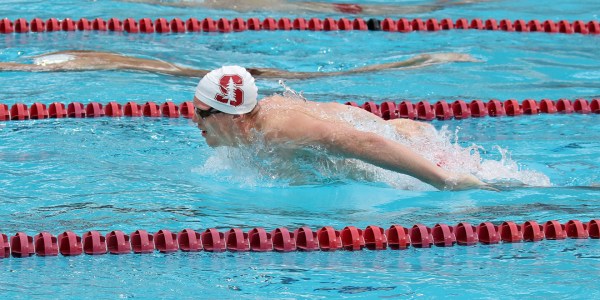 Senior Abrahm DeVine (above) finished third in the 200 IM, recording the team’s only spot on the podium through two days of competition at the Pac-12 Men’s Swimming Championships. (HECTOR GARCIA-MOLINA/isiphotos.com)