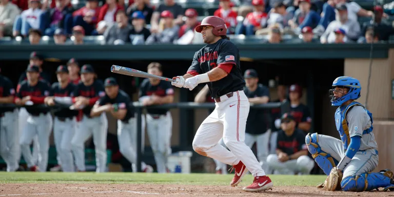 Redshirt junior third baseman Nick Bellafronto hit a walk-off single to lift the Cardinal after a furious Gonzaga comeback. Bellafronto’s hit, his third of the game, brought home Stanford’s third run of the ninth-inning. (BOB DREBIN/isiphotos.com)