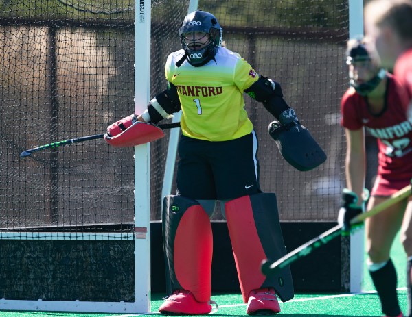 Senior Kelsey Bing (above) accumulated a career-high 14 saves in Stanford's season opening loss to Northwestern on Friday. (JOHN P. LOZANO/isiphotos.com)