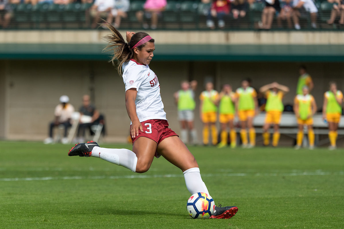 Women's soccer looks to reclaim top ranking as it opens season at Penn State