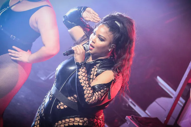 Minnesota-based American rap artist and breakout 2010s star Lizzo performs at the Palace Theater. (Photo: Wikimedia Commons)