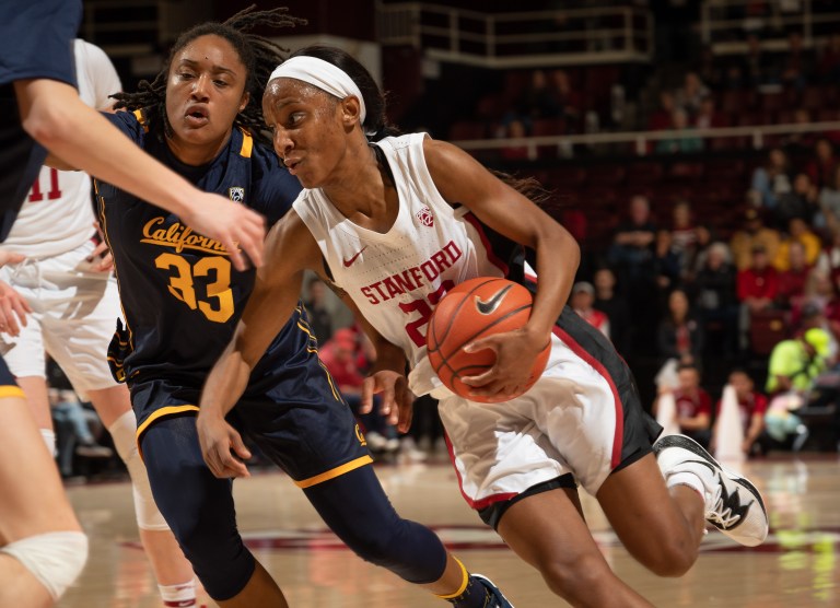 Junior guard Kiana Williams (above) scored 15 points on 4-of-10 shooting from the field in Thursday night's loss to No. 6 Oregon. The Ducks handed the No. 3 Cardinal its worst loss of the season and first conference defeat. (PHOTO: JOHN TODD / isiphotos.com)