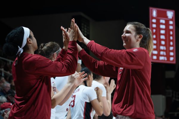 Junior guard Estella Moschkau (right) leads the team in both 3-point field goal percentage and 3-point celebrations. (PHOTO: Don Feria/isiphotos.com)