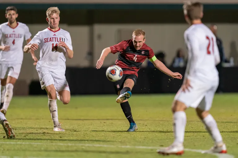 Midfielder Derek Waldeck '19 (above) was drafted on Monday by F.C. Dallas. Waldeck scored six career goals, while at Stanford. (PHOTO: ANDY MEAD/isiphotos.com)