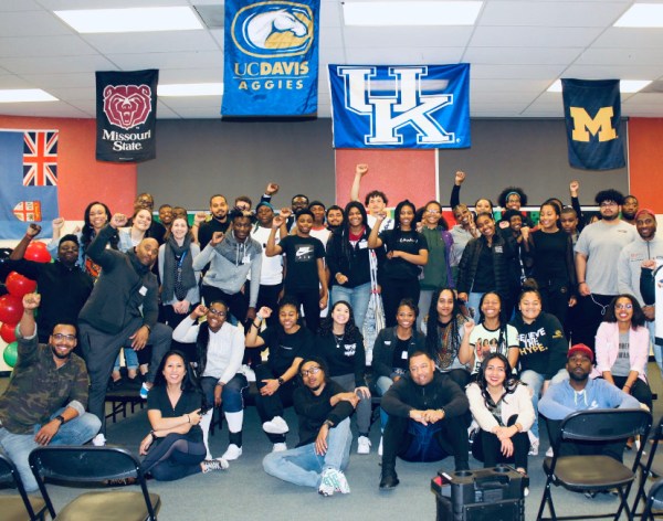 Stanford student athletes Ousseni Bouda, Kyla Bryant, DiJonai Carrington and Madison Haley have used their platform to connect with East Palo Alto youth through The Big Homie Project. Organized largely by Jacqueline Diep, the program works to bridge the network and opportunity gap in the community. (PHOTO: Jacqueline Diep)