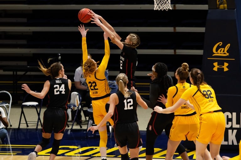 Freshman forward Cameron Brink averages 2.14 blocks per game, good for third in the Pac-12. She and the rest of the undefeated Cardinal will prepare to take on two conference matchups in the new year. (Photo: BOB DREBIN/isiphotos.com)