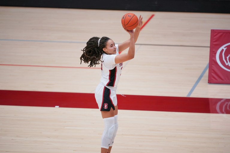 Sophomore guard Haley Jones, one day after scoring a career high in points, set a new high with 29 in the 83-50 Stanford victory. (Photo: JOHN TODD/isiphotos.com)