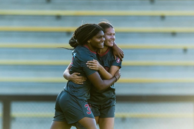 Senior Madison Haley (above left) and Sam Tran '20 (above right) were integral parts of last year's national championship winning team. (Photo: JIM SHORIN/isiphotos.com)