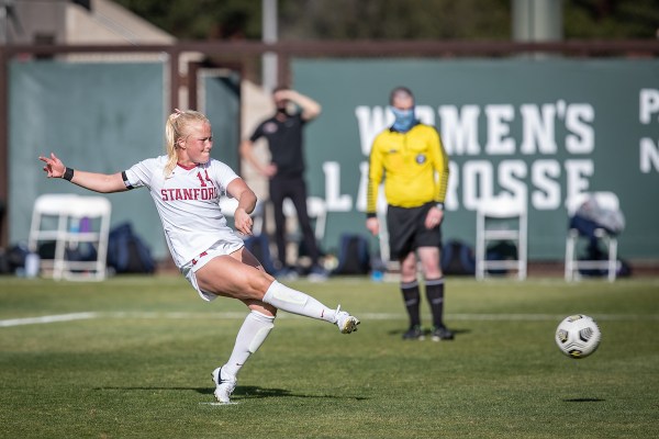 Junior forward Civiana Kuhlmann (above) scored the winning goal against Colorado on Sunday. (Photo: MACIEK GUDRYMOWICZ/isiphotos.com)