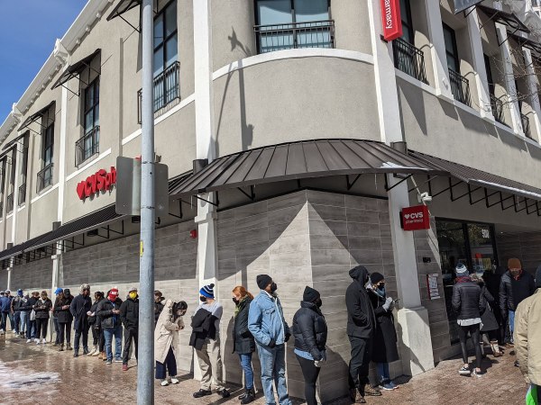 People wait in line to enter a pharmacy in Austin during the 2021 Texas power crisis. Courtesy of Jno.skinner.