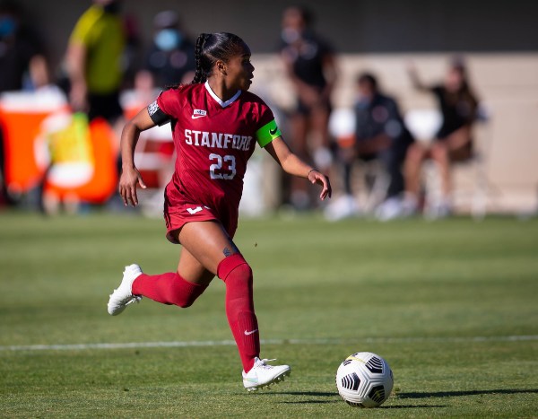 Senior defender Kiki Pickett (above) was honored before the game as part of the senior day festivities. The Cardinal was unable to recover from a late goal scored by UCLA and fell 2-1 in overtime. (Photo: ERIN CHANG/isiphotos.com)