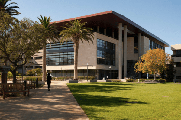 A photo of the Center for Learning and Knowledge Center building.