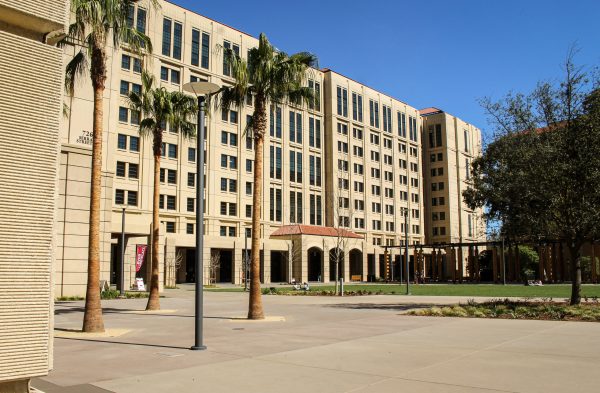 Escondido Village Graduate Residences. (Photo: ANDY HUYNH/The Stanford Daily)