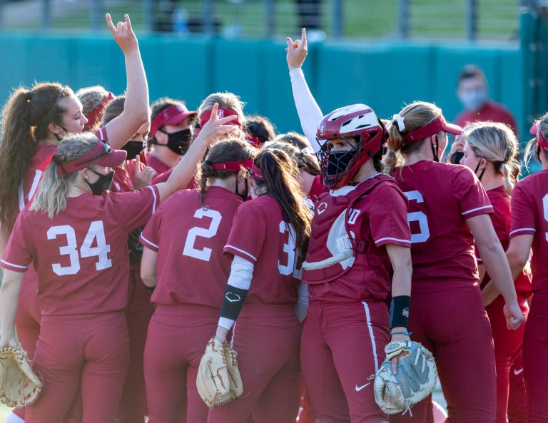 Stanford bats were only able to muster a lone run in a four-game series against the No. 2 Bruins. (Photo: JOHN LOZANO/isiphotos.com)