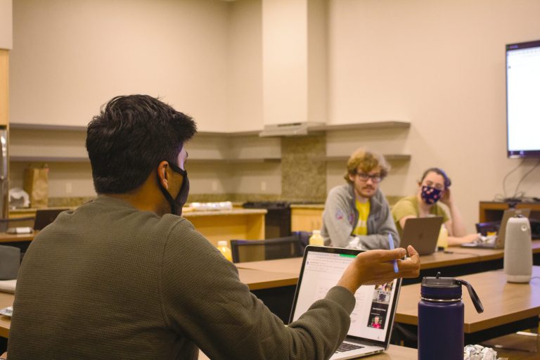 KC Shah Speaks in front of Graduate Student Council