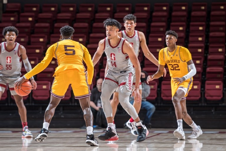 Stanford defends a possession against Arizona State last season. (Photo: KAREN HICKEY/isiphotos.com)