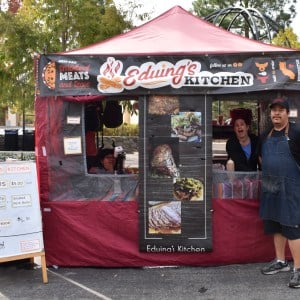 Storefront of Eduing's Kitchen.