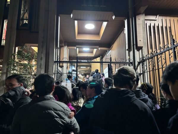 People wait in line to vote in the Indonesian election from the San Francisco consulate