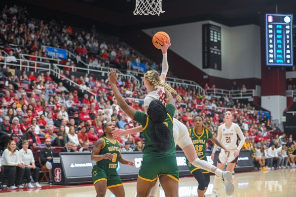 Cameron Brink catches post pass against Norfolk State