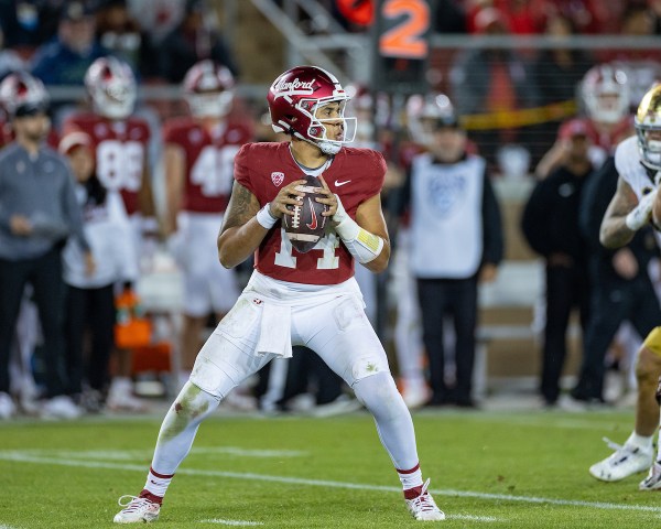 Ashton Daniels throws ball against Notre Dame